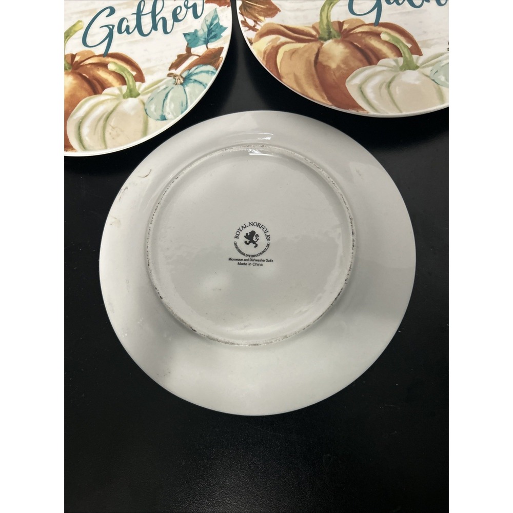 3 Fall Plates - Picture 2 of 2